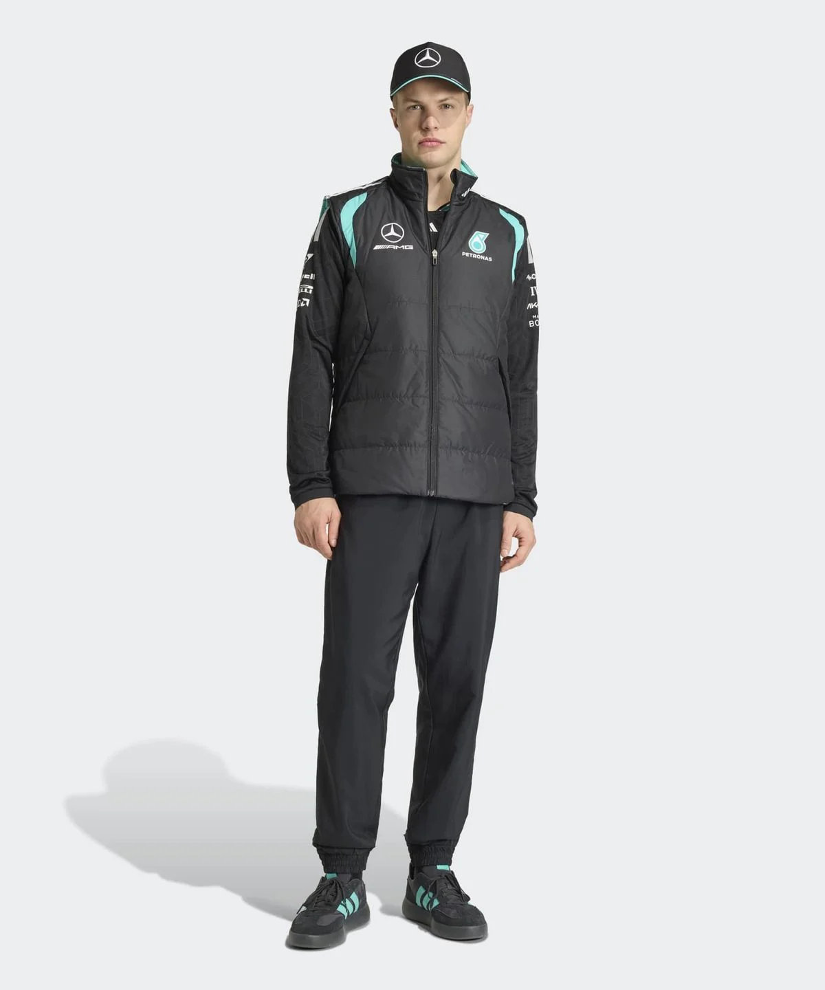 F1 좋아하는 남편 선물로 고른 아디다스 메르세데스 AMG F1 팀 메카닉스 베스트 KE5476 실착 핏